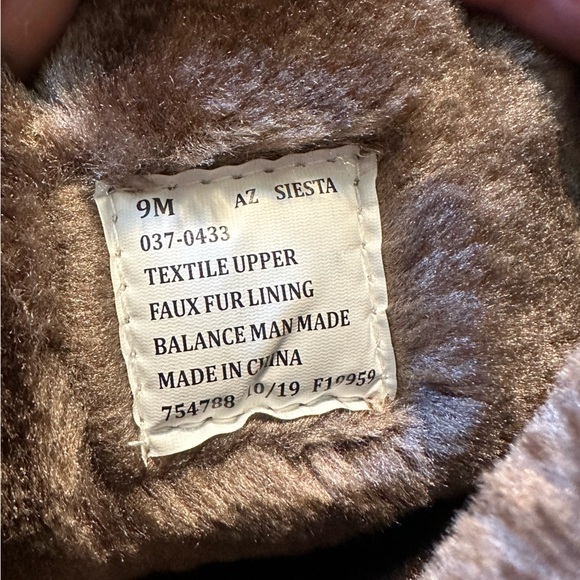 COPY - Arizona Jean Co. Siesta Tan/beige Boot
Womens Size 9 Memory Foam - Picture 8 of 11